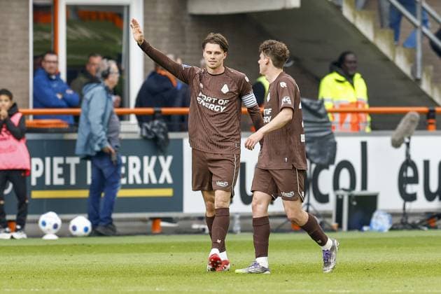 VOLENDAM , 17-05-2026 , Kras Stadium , season 2025 2026 , Dutch Eredivisie football , match between FC Volendam and Telstar , picture shows goal celebration by Telstar player Danny Bakker Volendam - Telstar  x203758640x Copyright: