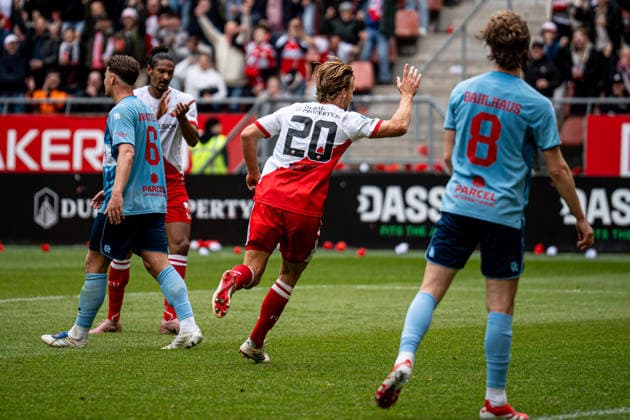 2026-05-17 FC Utrecht v Fortuna Sittard - Dutch Eredivisie UTRECHT, NETHERLANDS - MAY 17: Dani de Wit of FC Utrecht celebrates the first goal during the Dutch Eredivisie match between FC Utrecht and Fortuna Sittard at Stadion Galgenwaard on May 17, 2026 in Utrecht, Netherlands. Utrecht Stadion Galgenwaard Netherlands Content not available for redistribution in The Netherlands directly or indirectly through any third parties. Copyright: xGabrielxCalvinoxAlonsox