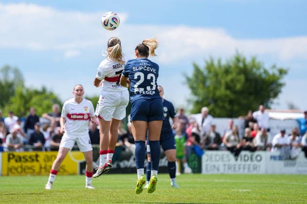2. Frauen Bundesliga: SC Sand vs. VfB Stuttgart, 17.05.2026 Kopfballduell zwischen Dafina Redzepi (VfB Stuttgart, 7) und Ivana SlipÄeviÄ‡ (SC Sand, 23) 2. Frauen Bundesliga: SC Sand vs. VfB Stuttgart, Adams Arena SC Sand, 17.05.2026 DFB DFL REGULATIONS PROHIBIT ANY USE OF PHOTOGRAPHS AS IMAGE SEQUENCES AND OR QUASI-VIDEO. Copyright: xBEAUTIFULxSPORTS Boscox