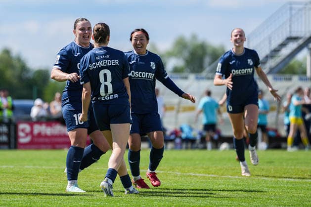 2. Frauen Bundesliga: SC Sand vs. VfB Stuttgart, 17.05.2026 Torjubel zum 2:1 durch Kim Schneider (SC Sand, 8) 2. Frauen Bundesliga: SC Sand vs. VfB Stuttgart, Adams Arena SC Sand, 17.05.2026 DFB DFL REGULATIONS PROHIBIT ANY USE OF PHOTOGRAPHS AS IMAGE SEQUENCES AND OR QUASI-VIDEO. Copyright: xBEAUTIFULxSPORTS Boscox