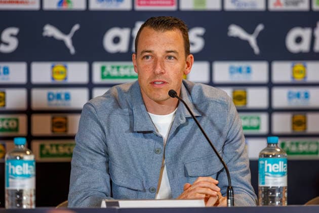 17.05.2026, xkwix, Handball, Länderspiel, Deutschland - Dänemark , Lanxess-Arena in Köln: Dominic Klein ehemaliger deutscher Handballspieler wird Botschafter der Handball Weltmeisterschaft 2027 Photo: xKamilxWilkowskixPressefotoKochx Nordrhein-Westfalen Deutschland