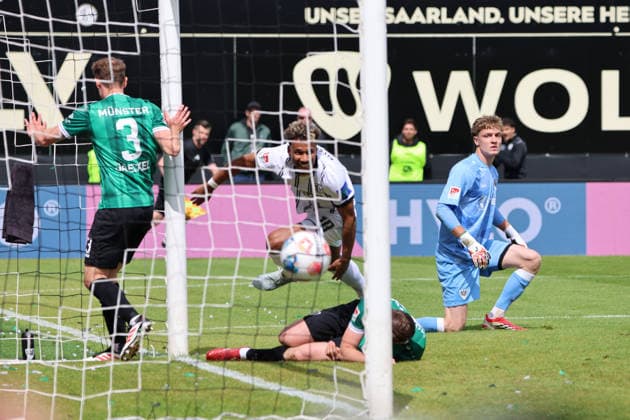 17.05.2026, Fussball, Herren, 2. Bundesliga, Saison 2025 2026, SV 07 Elversberg SC Preußen Münster, Torjubel zum 1:0, Torschütze: Bambase Conte (SV 07 Elversberg) Elversberg Ursapharm-Arena an der Kaiserlinde Saarland Deutschland (DEU) Copyright: xSebastianxBachx