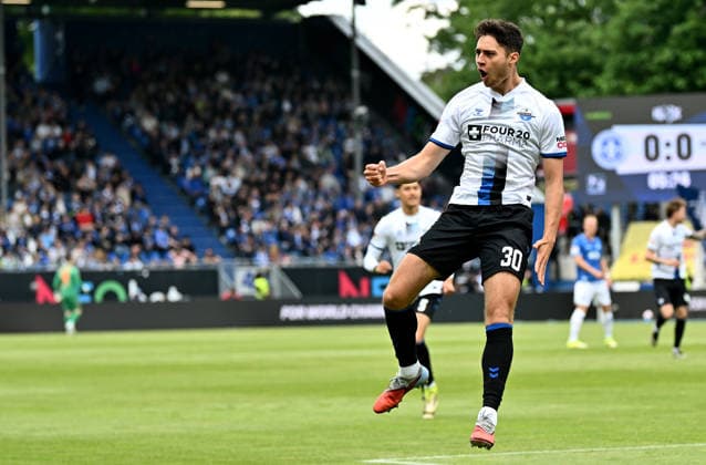 17.05.2026, xfux, Fussball 2.Bundesliga, SV Darmstadt 98 - SC Paderborn 07 v.l. Torschuetze Torschütze Stefano Marino (SC Paderborn) Torjubel, Jubel, Goal celebration, celebrate the goal zum 0:1 jubelnd bejubelt jubelt jubeln Jubel (DFL DFB REGULATIONS PROHIBIT ANY USE OF PHOTOGRAPHS as IMAGE SEQUENCES and or QUASI-VIDEO) Darmstadt