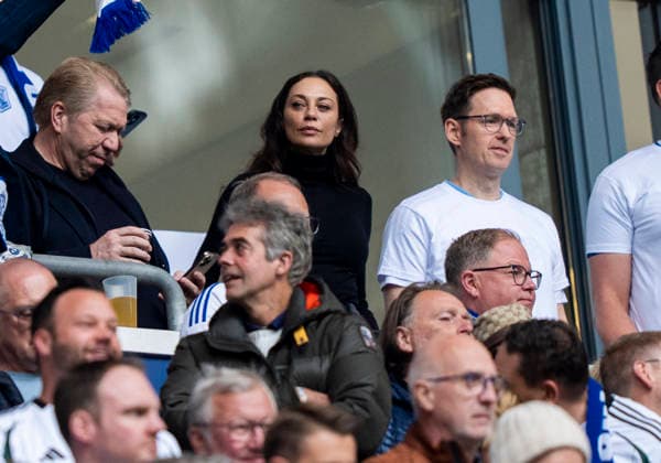 Sport Bilder des Tages TV Persönlichkeit Lilly Becker FC Schalke 04 - Eintracht Braunschweig, 2. Bundesliga, 34. Spieltag, Veltins-Arena Gelsenkirchen, Saison 2025 2026, 17.05.2026 DFB regulations prohibit any use of photographs as image sequences and or quasi-video. *** TV personality Lilly Becker FC Schalke 04 Eintracht Braunschweig, 2 Bundesliga, 34 Matchday, Veltins Arena Gelsenkirchen, Season 2025 2026, 17 05 2026 DFB regulations prohibit any use of photographs as image sequences and or quasi video Copyright: HMBxMedia xMarcoxBader
