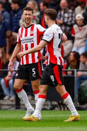 2026-05-17 PSV v FC Twente - Dutch Eredivisie EINDHOVEN, NETHERLANDS - MAY 17: Ivan Perisic of PSV, Guus Til of PSV celebrates after scoring his teams fourth goal during the Dutch Eredivisie match between PSV and FC Twente at Philips Stadion on May 17, 2026 in Eindhoven, Netherlands. Eindhoven Philips Stadion Netherlands Content not available for redistribution in The Netherlands directly or indirectly through any third parties. Copyright: xBenxGalx