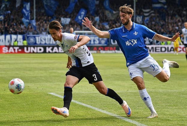 17.05.2026, xhbx, Fussball 2.Bundesliga, SV Darmstadt 98 - SC Paderborn 07 v.l. Jonah Sticker (SC Paderborn 07), Killian Corredor (SV Darmstadt 98) (DFL DFB REGULATIONS PROHIBIT ANY USE OF PHOTOGRAPHS as IMAGE SEQUENCES and or QUASI-VIDEO) Darmstadt