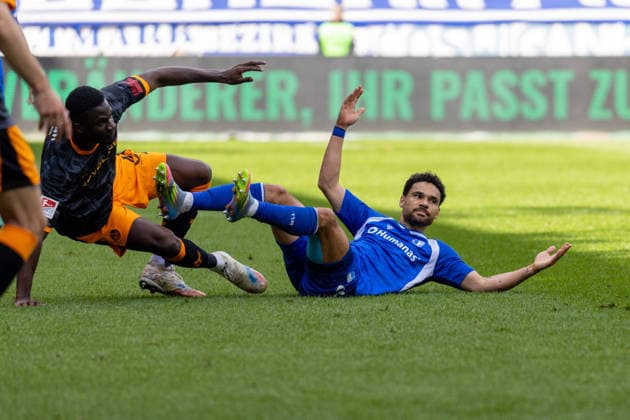 Deutschland: 2.Bundesliga, 34. Spieltag, Saison 2025 2026, 1.FC Magdeburg vs 1. FC Kaiserslautern Avnet Arena (Magdeburg) : Bockhorn Herbert (1. FC Magdeburg, 7), Gyamfi Maxwell (1. FC Kaiserslautern, 4)