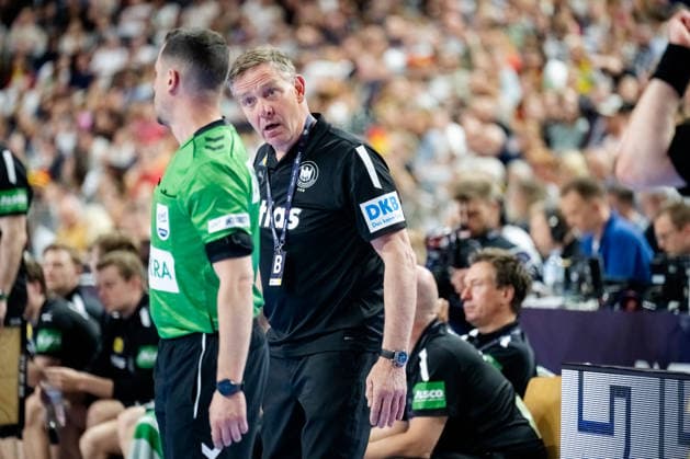Dortmund 17.05.2026, Handball, Herren, Länderspiel, Deutschland Dänemark Alfred Gislason (Deutschland) emotional mit dem Schiedsrichter