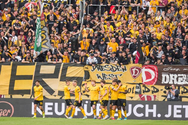 17.05.2026, xomx, Fussball 2.Bundesliga, Dynamo Dresden - Holstein Kiel v.l. jubelt, Torjubel, Tor, Goal, Jubel, Freude, freuen zum 2:0 durch Vincent Vermeij (Dynamo Dresden) (DFL DFB REGULATIONS PROHIBIT ANY USE OF PHOTOGRAPHS as IMAGE SEQUENCES and or QUASI-VIDEO) Dresden