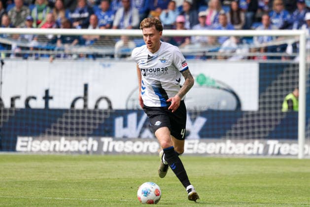 2026.05.17 xjfx 2.Bundesliga SV Darmstadt 98 - SC Paderborn v.l., Calvin Marc Brackelmann (SC Paderborn) in aktion, in action, (DFL DFB REGULATIONS PROHIBIT ANY USE OF PHOTOGRAPHS as IMAGE SEQUENCES and or QUASI-VIDEO)