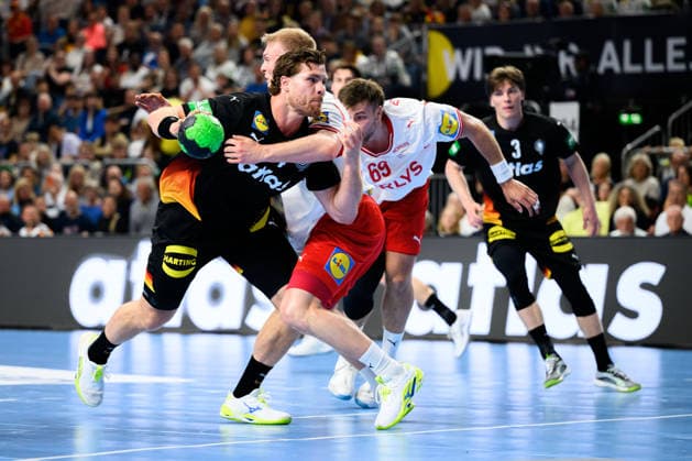 Koeln: Handball Laenderspiel - Deutschland - Daenemark Johannes Golla (Deutschland) Koeln Lanxess Arena Deutschland