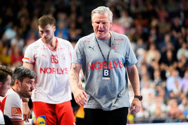 Koeln: Handball Laenderspiel - Deutschland - Daenemark Daenemarks Trainer Nikolaj Jacobsen Koeln Lanxess Arena Deutschland