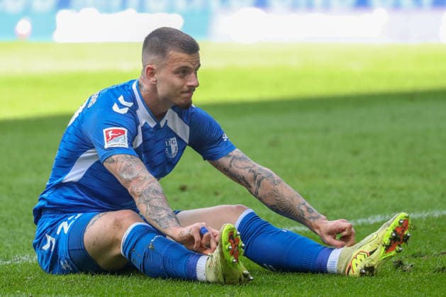 17.05.2026, xgox, Fussball - 2.Bundesliga 1.FC Magdeburg - 1.FC Kaiserslautern emspor, v.l. Mateusz Zukowski (Magdeburg, 22) enttaeuscht, schaut enttaeuscht, niedergeschlagen, disappointed (DFL DFB REGULATIONS PROHIBIT ANY USE OF PHOTOGRAPHS as IMAGE SEQUENCES and or QUASI-VIDEO) Magdeburg