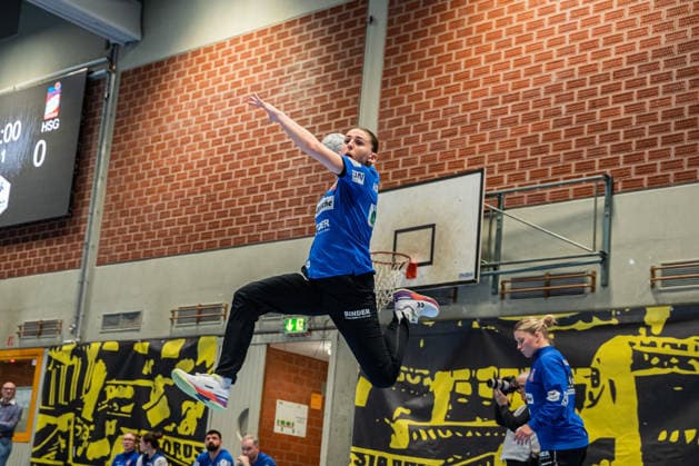 HSG Blomberg-Lippe (GER) vs. Borussia Dortmund (GER) Handball, 1. Handball Bundesliga Frauen, Finale, Spiel 1, 17.5.2026, Saision 2025 2026, Dortmund Ona Vegue (HSG Blomberg-Lippe, 14) im Torwurf beim Aufwearmen Dortmund Sporthalle Wellinghofen Deutschland
