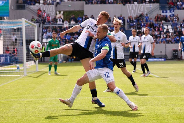 2026.05.17 xjfx 2.Bundesliga SV Darmstadt 98 - SC Paderborn v.l., Laurin Curda (SC Paderborn), Fabian Holland (SV Darmstadt 98) zweikampf, action, aktion, battles for the Ball (DFL DFB REGULATIONS PROHIBIT ANY USE OF PHOTOGRAPHS as IMAGE SEQUENCES and or QUASI-VIDEO)