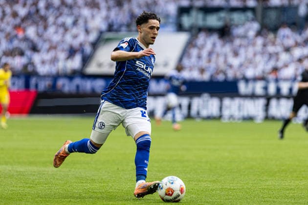 2. Fußball Bundesliga: Schalke 04 - Eintracht Braunschweig; 17.05.2026 Soufiane El-Faouzi (FC Schalke 04, 23) 2. Fußball Bundesliga: Schalke 04 - Eintracht Braunschweig; Veltins-Arena, Gelsenkirchen; 17.05.2026 DFL regulations prohibit any use of photographs as image sequences and or quasi video. Copyright: xBEAUTIFULxSPORTS Buriakovx