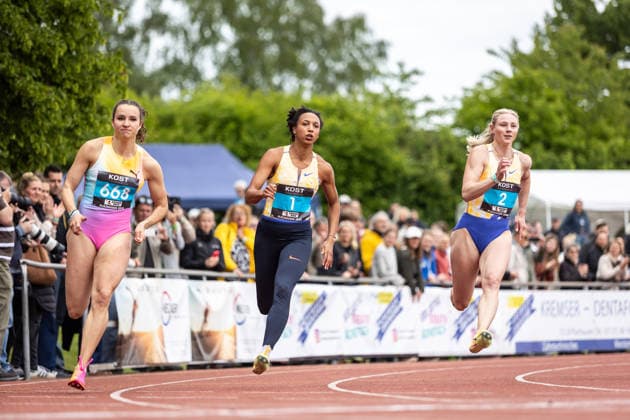 35. Internationales Läufermeeting; Pliezhausen, 17.05.2026 Unterwegs im 150m-Sprint der Frauen (von links): Rosina Schneider (GER TV Sulz), Malaika Mihambo (GER LG Kurpfalz) und Sina Mayer (GER LAZ Zweibrücken); 35. Internationales Läufermeeting am 17.05.2026 im Schönbuchstadion in Pliezhausen (Baden-Württemberg). Copyright: xBEAUTIFULxSPORTS R.xSchmittx