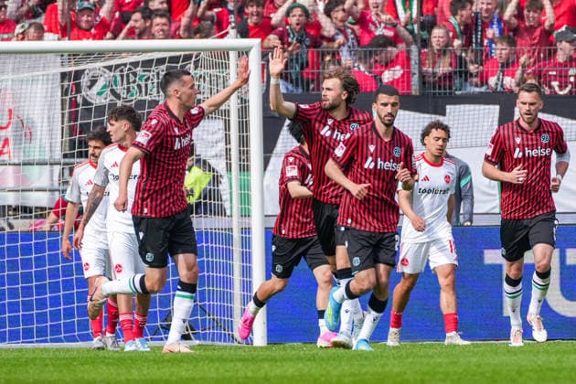 Deutschland: Fussball 2. Bundesliga, Saison 2025 26, 34. Spieltag, Hannover 96 vs 1. FC Nürnberg, 17.05.2026, Heinz von Heiden Arena (Hannover, Niedersachsen) Tor zum 3:2 durch Stefan Teitur Thordarson, Stefan Teitur Thordarson (Hannover 96, 23) Freude Jubel Emotionen