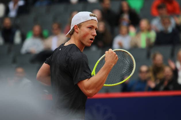 Bitpanda Hamburg Open, ATP, Tennis Herren 500, 2. Runde in der Qualifikation: DTB-Profi Max Schoenhaus ballt die Faust nach einem gewonnenen Ballwechsel