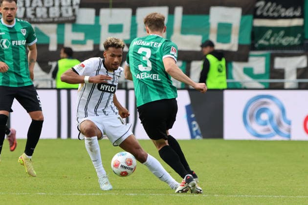 17.05.2026, Fussball, Herren, 2. Bundesliga, Saison 2025 2026, SV 07 Elversberg SC Preußen Münster, Bambase Conte (SV 07 Elversberg), Paul Jaeckel (SC Preußen Münster) Elversberg Ursapharm-Arena an der Kaiserlinde Saarland Deutschland (DEU) Copyright: xSebastianxBachx