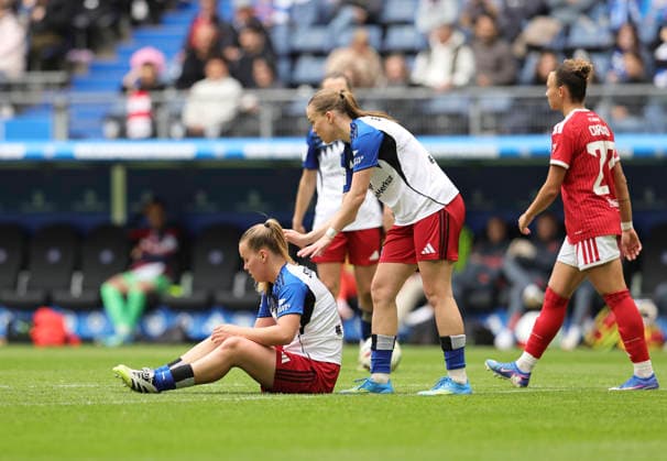 Foto : Trauer bei Svea STOLDT (HSV) und rechts ... Annaleen BÖHLER (HSV) Fussball Pixel Bundesliga der Frauen 26. Spieltag am So. 17.05.2026 Hamburger SV - FC Bayern München