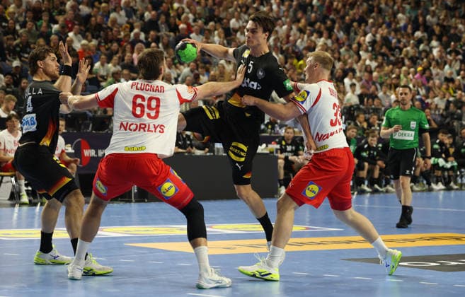 v.l. Johannes Golla (DHB 04), Steven Plucnar Jacobsen (Daenemark Handball 69), Miro Schluroff (DHB 05), Emil Siersbaek Bergholt (Daenemark Handball 33) Deutschland vs. Daenemark, Handball, Maenner, Laenderspiel, 17.05.2026 Deutschland vs. Daenemark, Handball, Maenner, Laenderspiel, 17.05.2026 Koeln Copyright: xEibner-Pressefotox xThomasxStoeckerx EP_TSR
