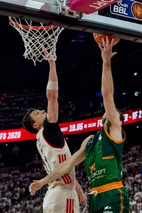 Deutsche Basketball Bundesliga (BBL), FC Bayern München Basketball vs VET-CONCEPT GLADIATORS Trier, München FC Bayern Basketball, Trier VET-CONCEPT GLADIATORS, 2026-05-17 in München (SAP Garden) GUILLOZET Clay (VET-CONCEPT GLADIATORS TRIER Shooting Guard (SG) Nr4-TRI4), LUCIC Vladimir (FC Bayern München Basketball Small Forward (SF) Nr11-FCBB11) sportworld München SAP Garden Bayern Deutschland