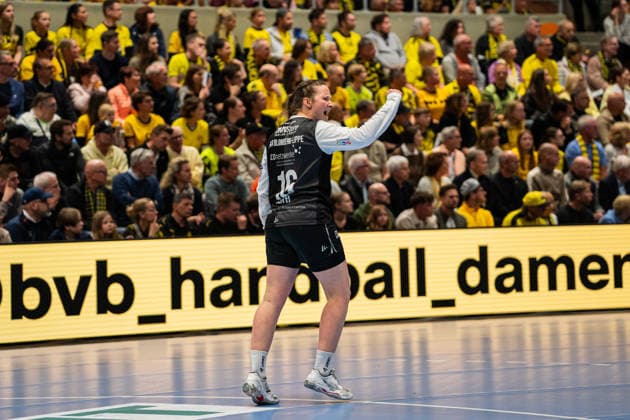 HSG Blomberg-Lippe (GER) vs. Borussia Dortmund (GER) Handball, 1. Handball Bundesliga Frauen, Finale, Spiel 1, 17.5.2026, Saision 2025 2026, Dortmund Melanie Veith (HSG Blomberg-Lippe, 16) jubelt nach einer Parade Dortmund Sporthalle Wellinghofen Deutschland
