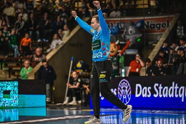 Szene mit 1; SV Halle-Neustadt in der EWS Arena Torwart 1; SV Halle-Neustadt in Aktion
