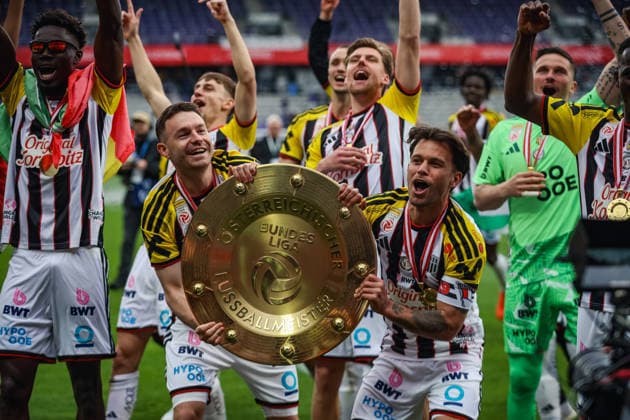 SOCCER - BL, A.Wien vs LASK VIENNA,AUSTRIA,17.MAY.26 - SOCCER - ADMIRAL Bundesliga, championship group, FK Austria Wien vs Linzer ASK. Image shows the rejoicing of Florian Flecker (LASK) and Sascha Horvath (LASK).  GEPAxpictures xManuelxBinder