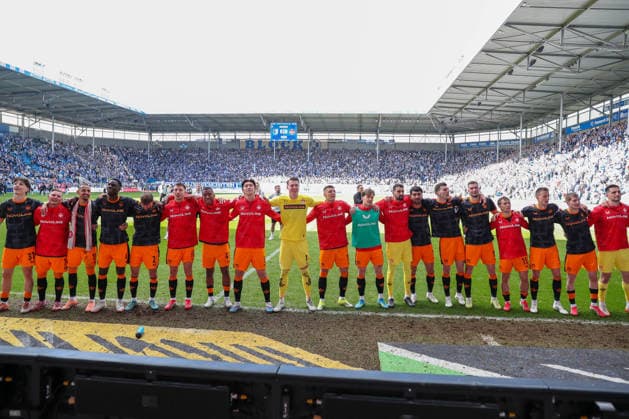 17.05.2026, xgox, Fussball - 2.Bundesliga 1.FC Magdeburg - 1.FC Kaiserslautern emspor, v.l. Kaiserslautern Jubel ueber den Sieg, Jubel nach Spielende (DFL DFB REGULATIONS PROHIBIT ANY USE OF PHOTOGRAPHS as IMAGE SEQUENCES and or QUASI-VIDEO) Magdeburg