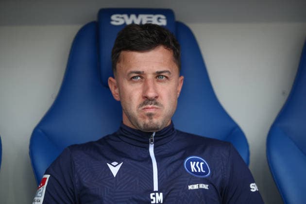 Sirus Motekallemi (Karlsruher SC, Co-Trainer), Karlsruher SC vs. VfL Bochum, 2. Bundesliga, 34. Spieltag, 2025 2026, 17.05.2026, DFL REGULATIONS PROHIBIT ANY USE OF PHOTOGRAPHS AS IMAGE SEQUENCES AND OR QUASI-VIDEO, Karlsruher SC vs. VfL Bochum, 2. Bundesliga, 34. Spieltag, 2025 2026, 17.05.2026 Karlsruhe