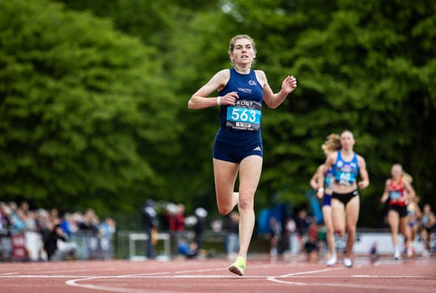 35. Internationales Läufermeeting; Pliezhausen, 17.05.2026 Auf der Ziellinie: Vera Petrykowski (GER Cologne Athletics) gewinnt die 3000m der Frauen; 35. Internationales Läufermeeting am 17.05.2026 im Schönbuchstadion in Pliezhausen (Baden-Württemberg). Copyright: xBEAUTIFULxSPORTS R.xSchmittx