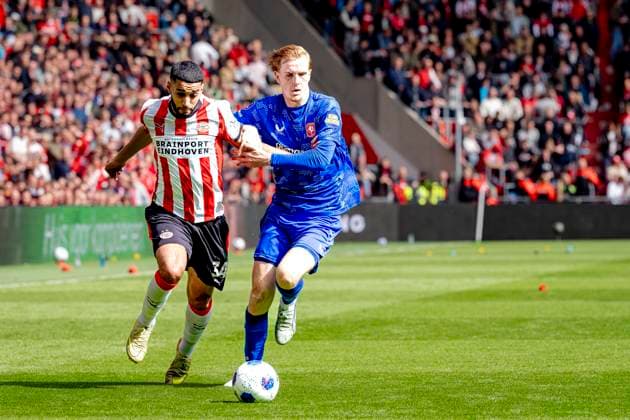 EINDHOVEN - PSV Eindhoven player Ismael Saibari, FC Twente player Mats Rots during the Dutch Vriendenloterij Eredivisie match between PSV Eindhoven and FC Twente at Philips Stadion on May 17, 2026 in Eindhoven, the Netherlands. (Photo by DeFodi Images) - *** EINDHOVEN PSV Eindhoven player Ismael Saibari, FC Twente player Mats Rots during the Dutch Vriendenloterij Eredivisie match between PSV Eindhoven and FC Twente at Philips Stadion on May 17, 2026 in Eindhoven, the Netherlands Photo by DeFodi Images