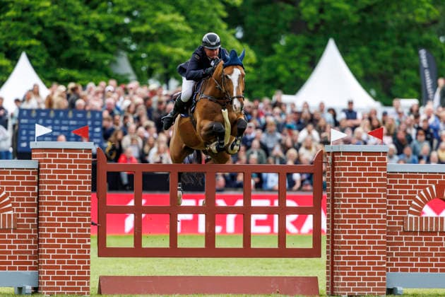 HAMBURG - Al Shira aa 95. Deutsches Spring- und Dressur DERBY 2026, HAMBURG - Al Shira aa 95. Deutsches Spring- und Dressur DERBY 2026 TILLMANN Frederic (GER), DSP Comanche VL Stechen Jump-Off Melitta presents: 94. German Jumping-Derby Al Shira aa Derby Tour CSI4*: Int. jumping competition with jump-off (1,55m) Hamburg, Jenischpark, Derby Park Klein Flottbek 17. May 2026 -