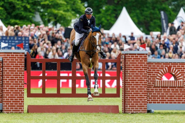 HAMBURG - Al Shira aa 95. Deutsches Spring- und Dressur DERBY 2026, HAMBURG - Al Shira aa 95. Deutsches Spring- und Dressur DERBY 2026 TILLMANN Frederic (GER), DSP Comanche VL Stechen Jump-Off Melitta presents: 94. German Jumping-Derby Al Shira aa Derby Tour CSI4*: Int. jumping competition with jump-off (1,55m) Hamburg, Jenischpark, Derby Park Klein Flottbek 17. May 2026 -