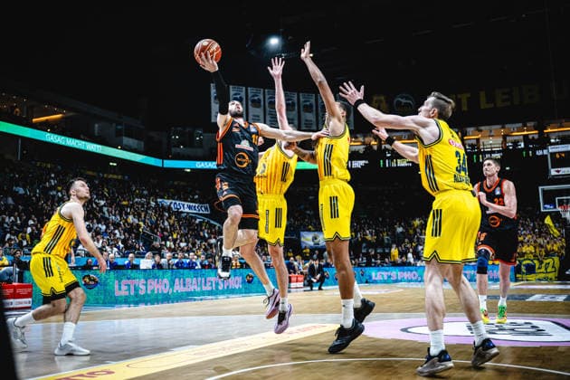Basketball Berlin 17.05.2026 Saison 2025 2026 EasyCredit BBL 1. Bundesliga Männer, Herren Playoffs Viertelfinale Spiel 1 Alba Berlin - RASTA Vechta Tommy Kuhse (Vechta, No.12)