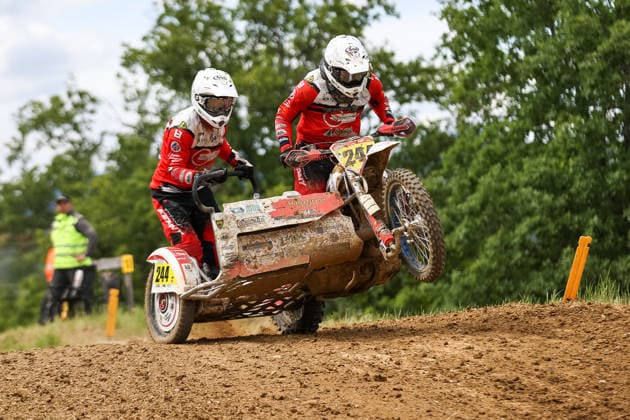 Leon Hofmann und Leon Freygang DEU (244) VMC MEGA , Deutschland, Motorsport, ADAC Motocross Schopfheim 2026, DMX Seitenwagen Deutsche Meisterschaft, 1. Lauf, 17.05.2026, Schopfheim Motocross Rennstrecke Deutschland Copyright: xGrantxHubbsx