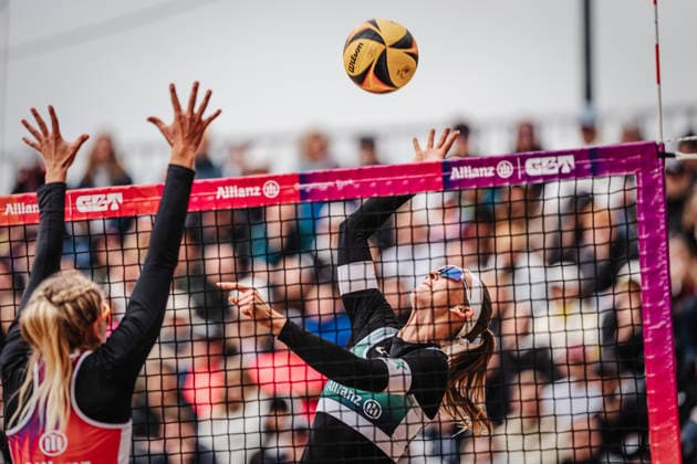 Beachvolleyball Frauen Allianz German Beach Tour 2026 Tourstop Düsseldorf 17.05.2026 Sandra Ittlinger beim Angriff Düsseldorf Robert-Lehr-Ufer Nordrhein-Westfalen Deutschland