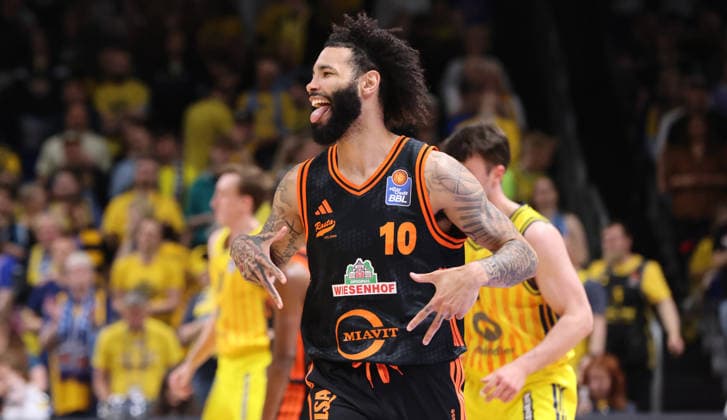 Tevin Brown jubelt nach Dreier Freude Emotion Jubel Basketball BBL Bundesliga Herren Play Off Viertelfinale Saison 2025 2026 17.05.2026 ALBA Berlin vs SC Rasta Vechta