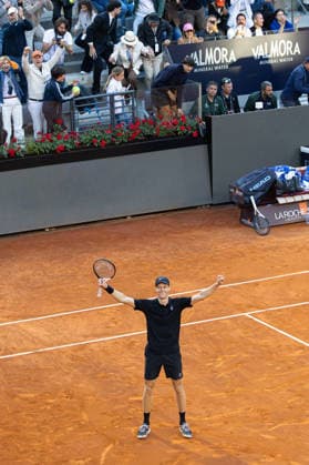 IPA84798495 - Jannik Sinner wins the Internazionali BNL d Italia for the first time and 50 yesrs after the last win of Adriano Panatta during Internazionali BNL d Italia, International Tennis match in Rome, Italy, May 17 2026  Copyright: xGiorgioxMaiozzi IPAxSportx xx 84798495