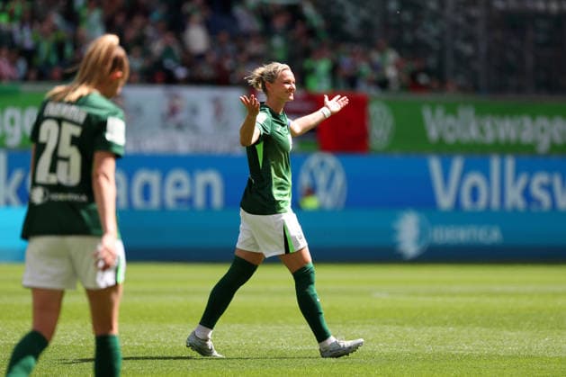 VfL vs. Nürnberg, BL Frauen Wolfsburg, 17.05.2026, Fußball, Frauen, Google Pixel Bundesliga, Saison 2025 2026, VfL Wolfsburg vs 1. FC Nürnberg: Alexandra Popp (VfL Wolfsburg) jubelt nach ihrem Tor zum 2:0 AOK Stadion Niedersachsen Deutschland