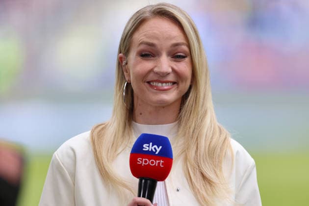 16.05.2026, Fussball 2. Bundesliga, SV Darmstadt 98 - SC Paderborn, v.l., Sky-Moderatorin Katharina Kleinfeldt DFL DFB REGULATIONS PROHIBIT ANY USE OF PHOTOGRAPHS AS IMAGE SEQUENCES AND OR QUASI-VIDEO. xdcx