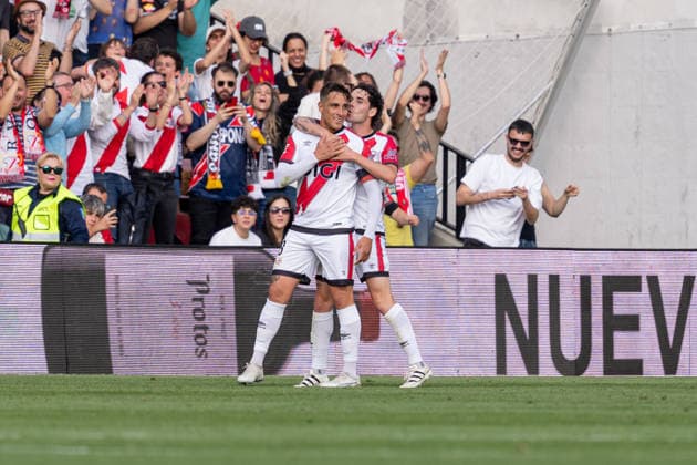 ESP: Rayo Vallecano v Villarreal. Spanish LaLiga Oscar Trejo and Sergio Camello scores goal and celebrating a goal during the Spanish LaLiga match, between Rayo Vallecano an Villarreal played at Vallecas Stadium on May 17, 2026 in Madrid Spain Madrid Spain ESP: Rayo Vallecano v Villarreal. Spanish LaLiga Copyright: xHugoxJimenezx xAgenciaxLOFx