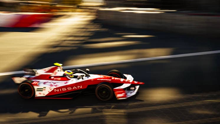 Monaco E-Prix Round 10 Driver Oliver Rowland of the Nissan Formula E Team participates in a qualifying session during the ABB FIA Formula E World Championship, WM, Weltmeisterschaft Monaco E-Prix 2026 in Monte Carlo, Monaco, on May 17, 2026. Monte Carlo Monaco  Copyright: xLucaxBarsalix originalFilename:barsali-notitle260517_npg5j.jpg