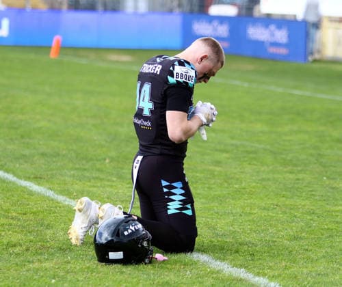 Konstantin STRICKER (Muenchen), vor dem Spiel, European Football Alliance, Munich Ravens vs Raiders Tirol, Muenchen, Gruenwalder Stadion, 17.05.26 Copyright: WolfgangxFehrmann