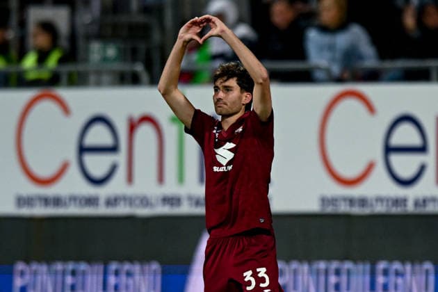 Torino s Rafael Obrador Burguera celebrates after scoring the goal for 0-1 during the Serie A soccer match between Cagliari Calcio and Torino at the Unipol Domus in Cagliari, Sardinia - Sunday 17th May. - Soccer  Copyright: x Â®xGianlucaxZuddas LaPressex