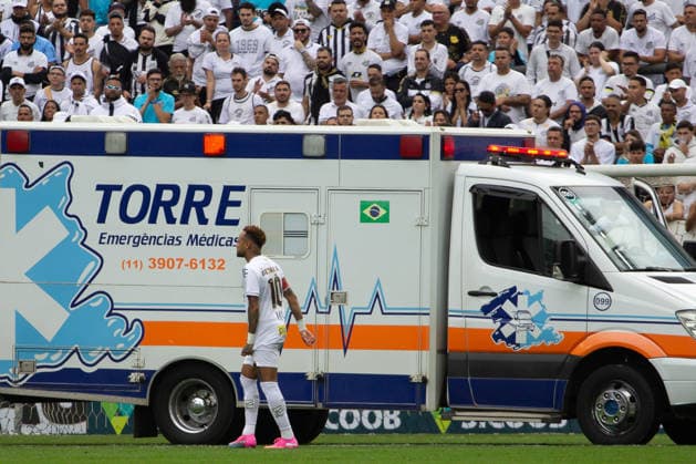 Santos v Coritiba - Brasileirao 2026 Neymar during the match between Santos and Coritiba in the 16th round of the Brazilian football championship at Neo Quimica Arena on September 17, 2026. Sao Paulo Brazil  Copyright: xBrunoxEscolasticoxSousaxSilvax originalFilename:sousasilva-campeona260517_npfr9.jpg