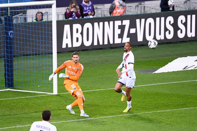 Paris FC v Paris Saint-Germain - Ligue 1 McDonald s 2025 2026 35 Kevin TRAPP (pfc) during the Ligue 1 McDonald s match between Paris FC and Paris SG at Stade Jean Bouin on May 17, 2026 in Paris, France. Paris France  Copyright: xFEPx 776348394