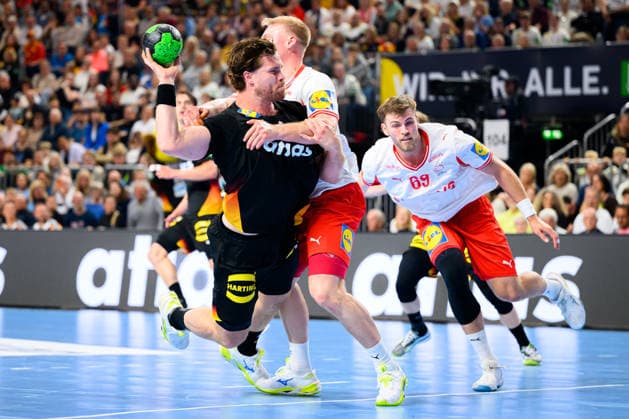 Koeln: Handball Laenderspiel - Deutschland - Daenemark Johannes Golla (Deutschland) Koeln Lanxess Arena Deutschland